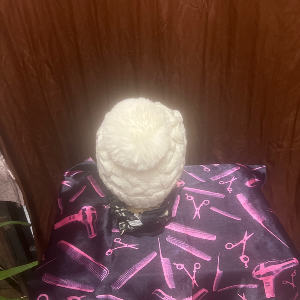Hat - Picture 2 of 2